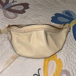 Stoney clover Fanny pack